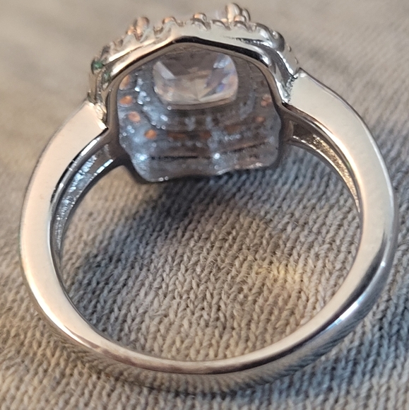Silver ring size 6 - Picture 5 of 10